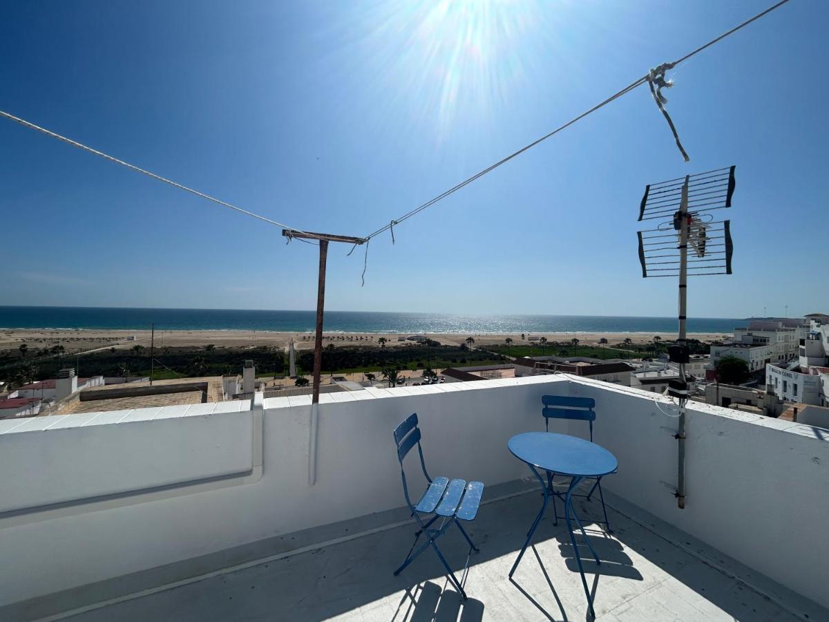 Casa Martin Calle Cadiz, Vivienda Frente Al Mar En La Calle Cadiz En Conil